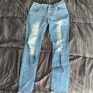 Stylish Blue Distressed Women Jeans